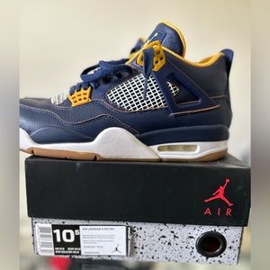 Air Jordan Retro 4